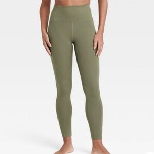 All in Motion Green Seamless Leggings